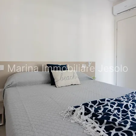 Acqua Palace Apartment