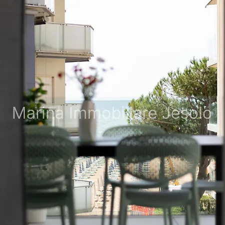 Acqua Palace Apartment